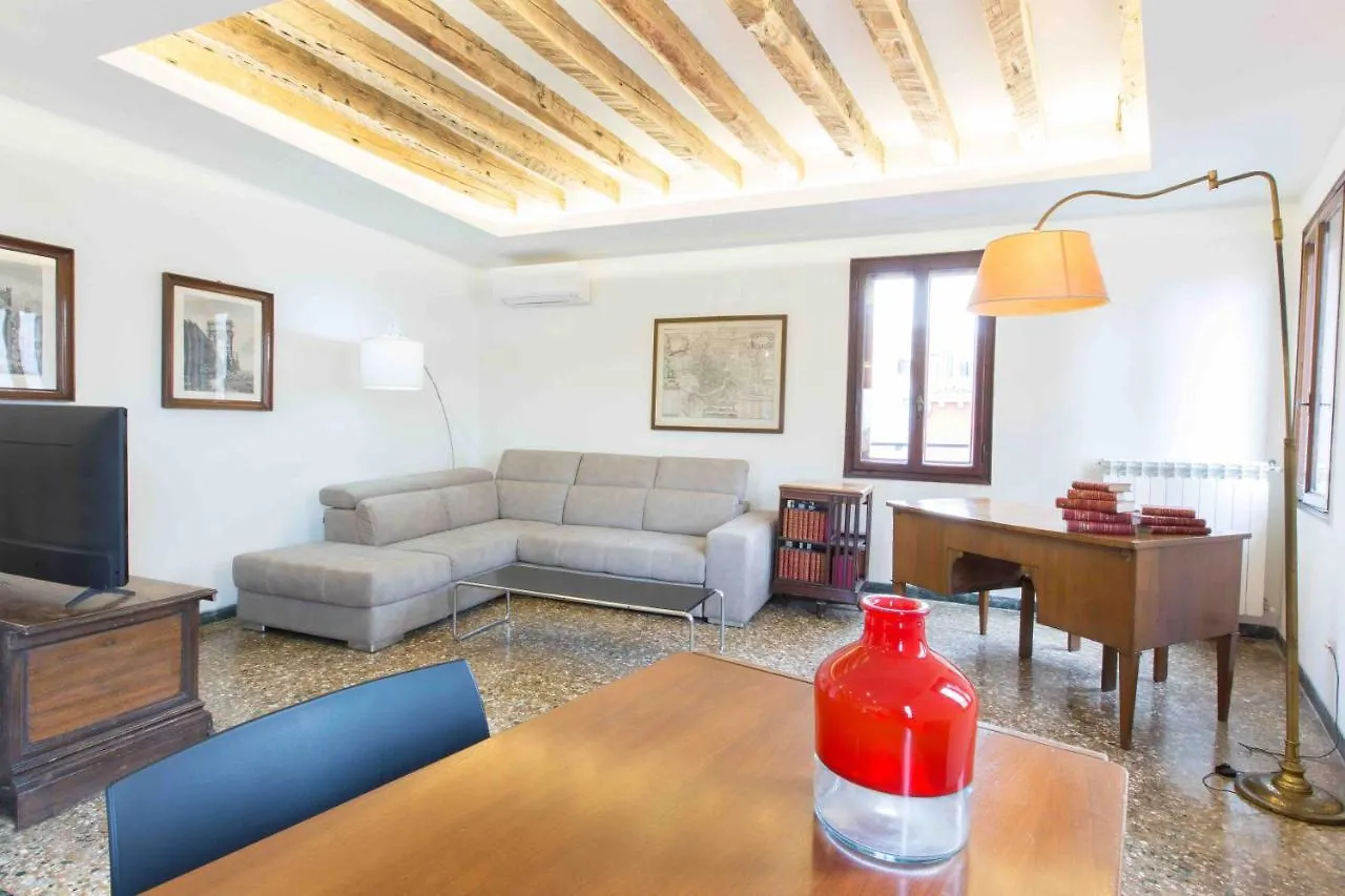 Apartment Ca Grimani Stunning View And Comfort Venice